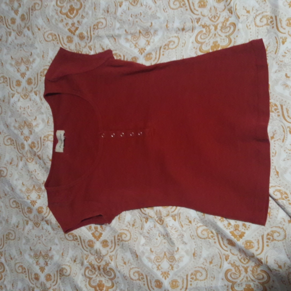 Tops - Picture 5 of 5